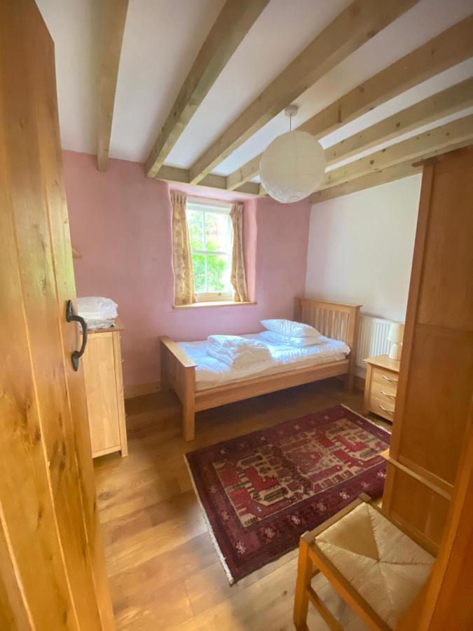 Yr Hen Feudy Villa Barmouth Buitenkant foto